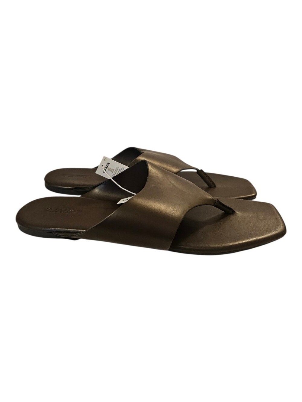 Brown Old Navy Women's Faux-Leather Wide Thong Sandals - Picture 5 of 15